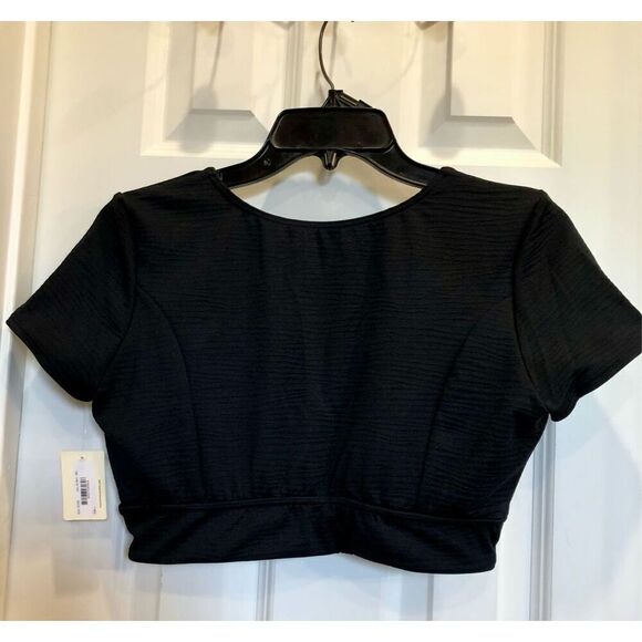 BARE NECESSITIES - NWT - L Sz L Textured Knit Crop Top/Peephole & Removable Cups - Picture 4 of 8